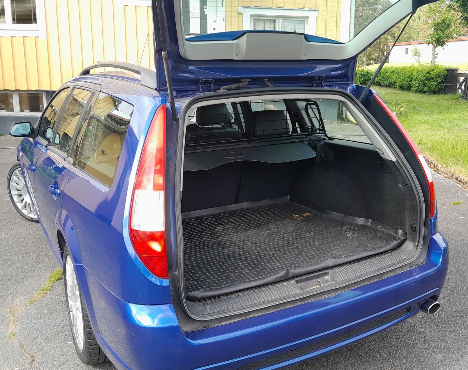 Ford Mondeo ST 220, 2003