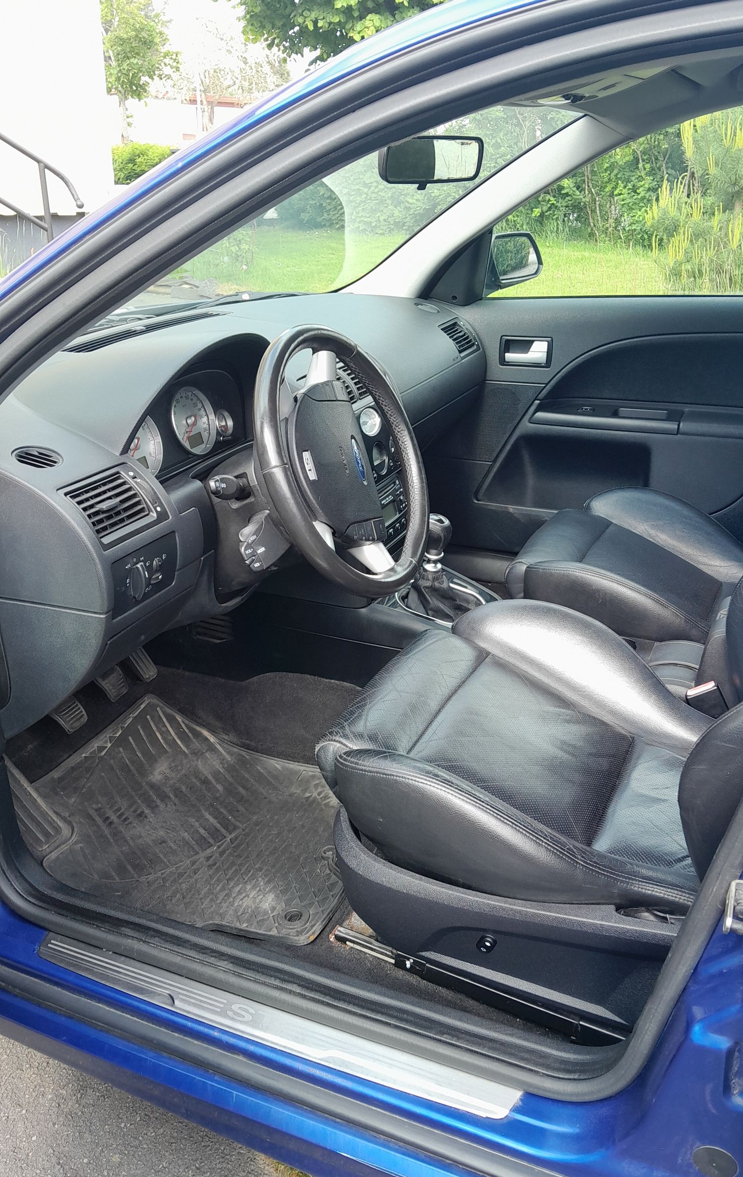 Ford Mondeo ST 220, 2003
