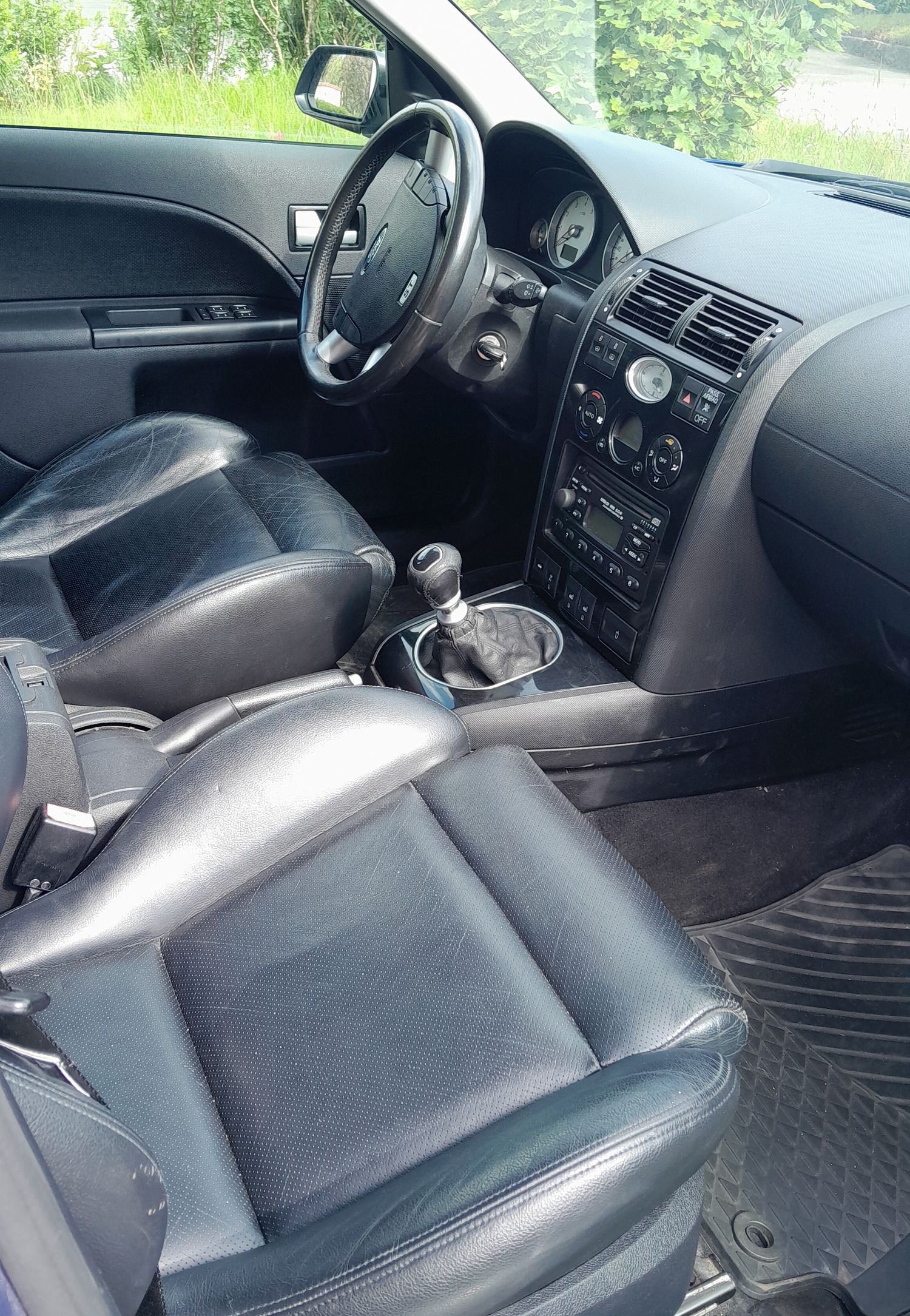 Ford Mondeo ST 220, 2003